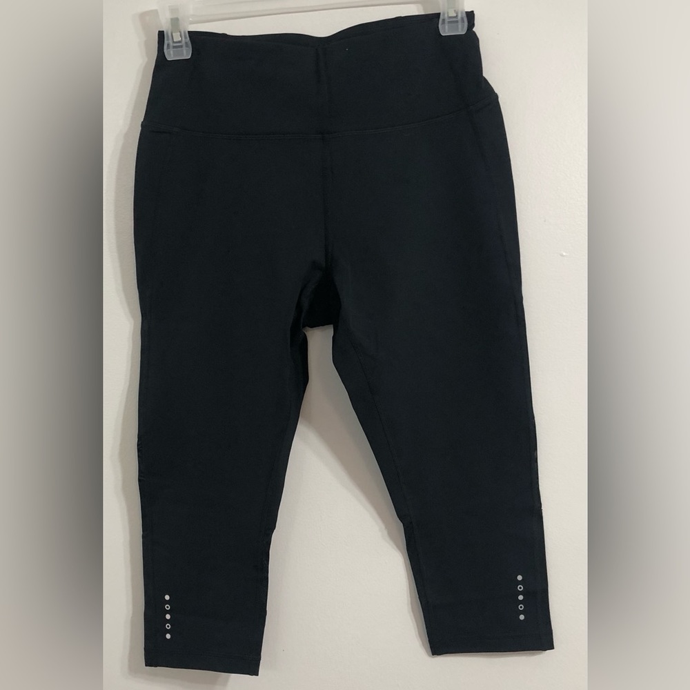 Core  10 women’s high rise ankle leggings pull on back zippered pocket black.L